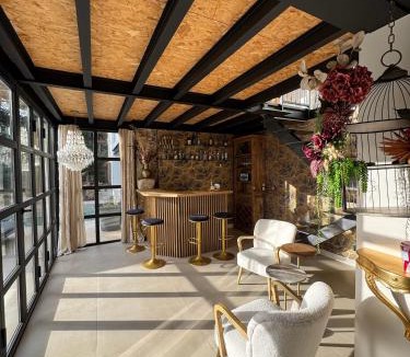 Cournonterral House | Maison Amara