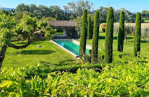 Maillane Villa | Maison Centurion - Five Bedroom Villa, Sleeps 10