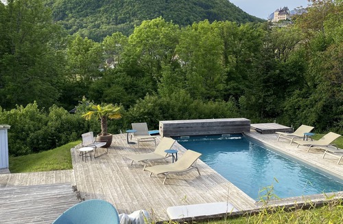 Menthon-Saint-Bernard House | Maison Dexception Avec Piscine Privée,très au Calme Avec vue lac et Montagne