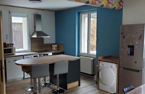 Les Rousses House | Maison individuelle au bord d'une rivière