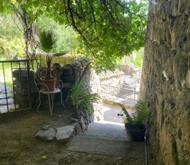 Saint Maurice en Chalencon House | Maison Le Chastelard Saint Maurice en Chalencon