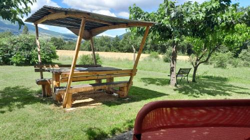 Sainte-Jalle House | maisonnette le cabanon