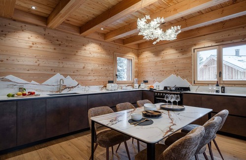 Le Serre Barbin Ski Chalet | Mas Monts - somptueuse propriété face au massif des Écrins