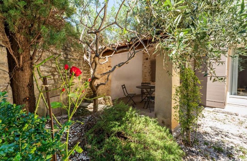 Cabrieres-d'Avignon House | Mazet de Cabrières Gordes, Clim