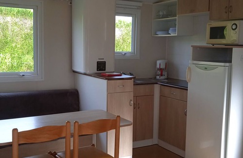 Pleaux House | Mobile home pets welcome - 6 guests
