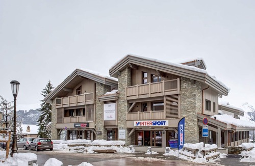 Courchevel Apartment | Modern 4-Room Apartment, Courchevel Village, Near Slopes, Parking Included
