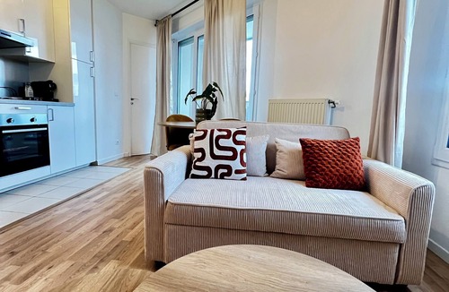 Plateau — Pyramide Apartment | Modern Apartment Near Paris & Orly Pvt Parking