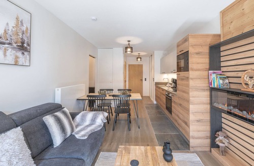 Viel-Alpe Apartment | Modern apartment with parking in Les Fermes de l'Alpe