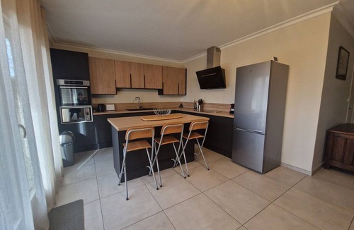 Menthon-Saint-Bernard Apartment | Modern comfort with pool and garden, near lake