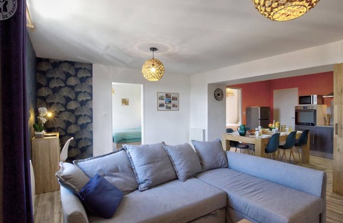 Saint-Galmier Apartment | Modern comfort in a historic Saint-Galmier apartment