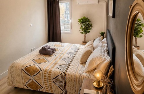 L'Isle-d'Abeau Apartment | Moderne et Cosy T2 - Parking & Clim & Piscine & Balcon - LYON 25 min