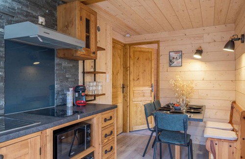 Les Houches Apartment | Mont Blanc chain view/hike/relaxation