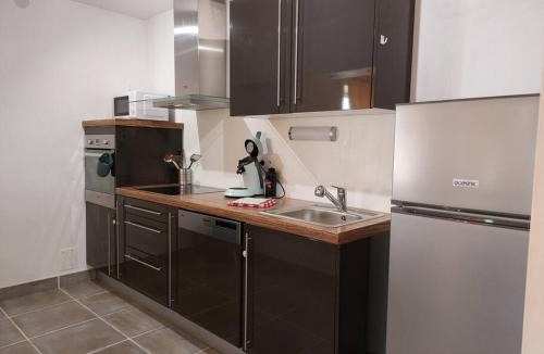 Montalieu-Vercieu Apartment | MONTALIEU SEJOUR Duplex Tournesol, prox CNPE Bugey, PIPA, vallée Bleue