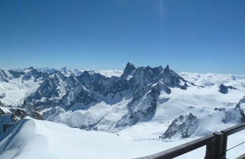 Chamonix City Centre Apartment | NICE DUPLEX DS CHALET IN THE CENTER OF MAGNIFICENT AV CHAMONIX MONT BLANC ON