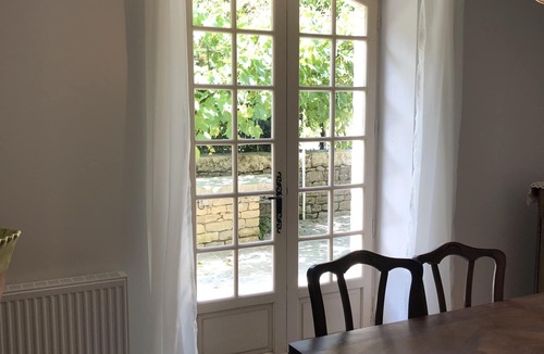 Mondalazac House | Old house of character in the Vallon du Cruou with bicycle reception