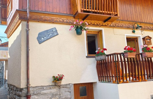 Planay Apartment | Owner's accommodation, 15 mns from Pralognan la Vanoise or Bozel