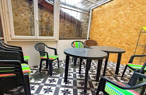 Paray-le-Monial House | PARAY character house close to shrines and shops 13 people