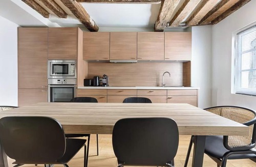 Saint-Germain-des-Pres Apartment | PARISIAN ELEGANCEWITH EXPOSED BEAMS PERFECTLY LOCATED-SAINT GERMAIN– RUE DU BUCI