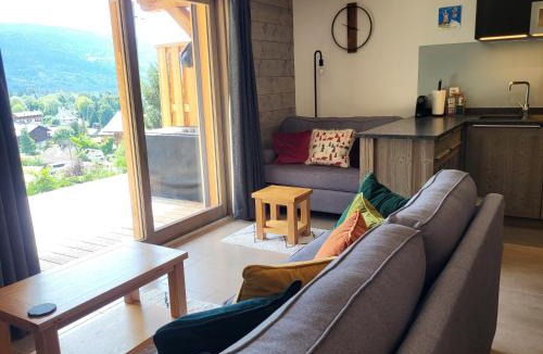Samoens Apartment | Plein Soleil 3 bedroom apartment with stunning mountain views