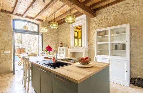 Gontaud House | Private heated pool, walk to restaurants, markets, shops in a historic town