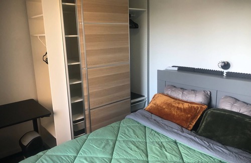 Champrosay Bed & Breakfast | Private room 2 minutes from the RER D – 35 minutes to Paris – near Orly