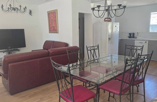 Bedarrides Villa | Provençal Villa with Private Pool Near Avignon (10 km) - Coeur de Lavande