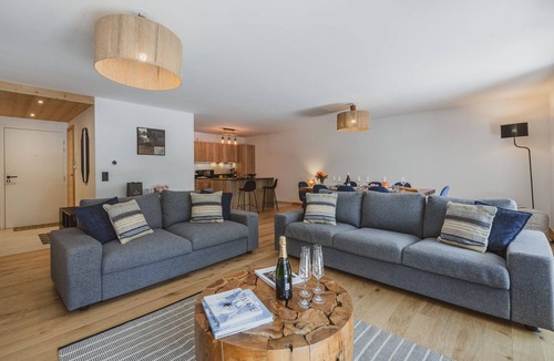 Argentiere Apartment | Quiet apartment in Argentière center - 6 guests