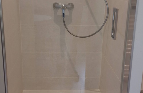 Faubourg Sud Apartment | Quiet, comfortable studio for a stay in Dijon