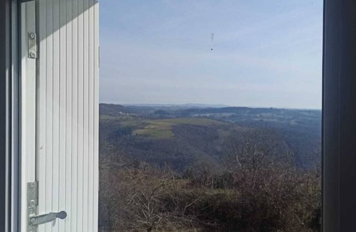 Saint-Hippolyte House | Quiet village house