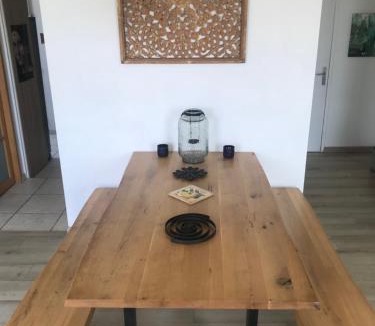 Roujan Apartment | Résidence méditerranéenne, piscine, jardin pour 6 personnes