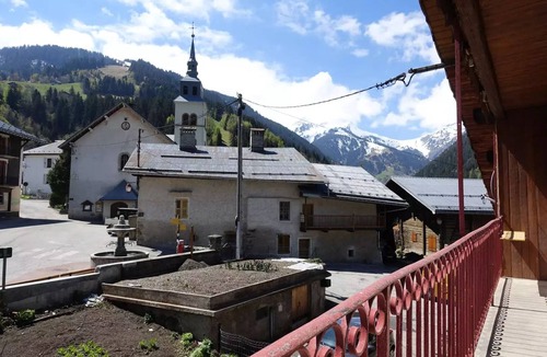 Areches Apartment | Rainbow Residence - Vacation rental. Spacious apartment 6 pers. in the village