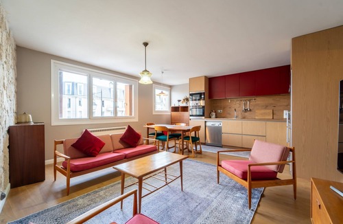 Antony Apartment | Red Wood - Appt proche Aéroport Paris-Orly