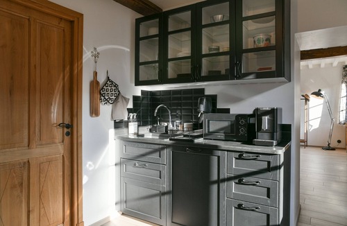 Groslee-Saint-Benoit House | Rendez-vous on the Ground Floor – Serene Retreat in the Heart of Bugey