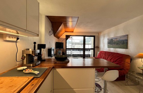 Meaudre Apartment | Renovated apartment in Méaudre, 4 pers, terrace, near center