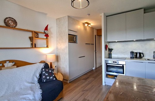 Flaine Apartment | Renovated studio with alcove and balcony in Flaine center