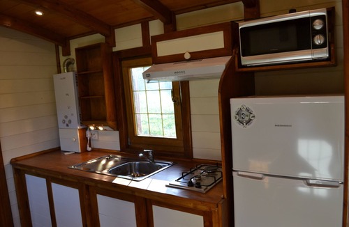 Meaudre House | Renting a comfortable wooden trailer at the farm on the Vercors