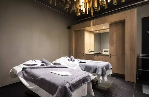 Lanslevillard Apartment | Residence Les Balcons de Val Cenis Village * - 5 Room Apartment 8/10 People