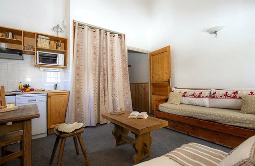 Val-d'Isere Apartment | Residence Alpina Lodge - 2 Room Apartment - 4 People