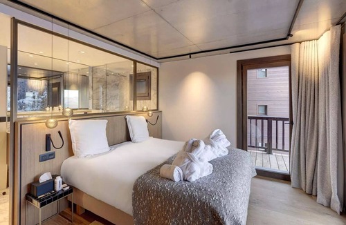 Courchevel Ski Chalet | Residence Belle Place - Chalets for 10 People