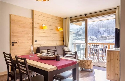 Les Boisses Apartment | Residence Club MMV L'Altaviva* - 3 rooms 6 people Family