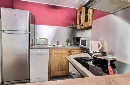 Val-d'Isere Apartment | Residence La Balme - Pleasant 2 rooms for 4 people, located in Val d'Isère near the slopes and the center of the resort