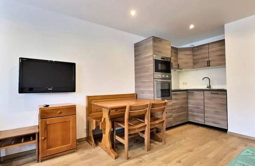 Val-d'Isere Apartment | Residence Les Jardins De Val - 2-room apartment for 4 people in Val d'Isère 350 meters from the village centre and 450m from the slopes