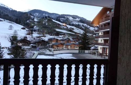 Areches Apartment | Residence Val Blanc 1 - Apartment 2 to 4 people in the heart of the village, near the slopes
