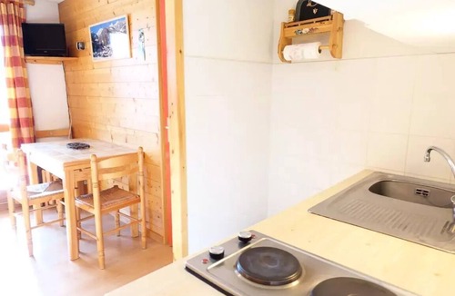 Areches Apartment | Residence Val Blanc 2 - Apartment 4 people center village near ski lifts