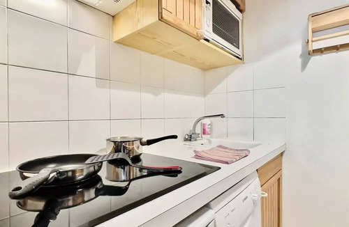 Val-d'Isere Apartment | Residence Val D'illaz - Pleasant 2 room apartment cabin for 6 people located in Val d'Isère, close to the center of the resort