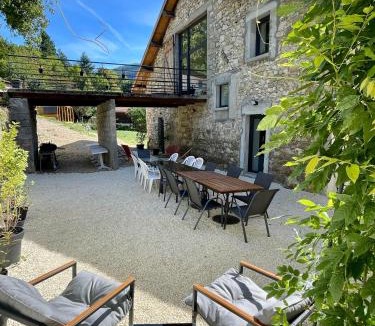Tenay House | Retraites & Séminaires, Spa, La Ressource Malix 15 personnes