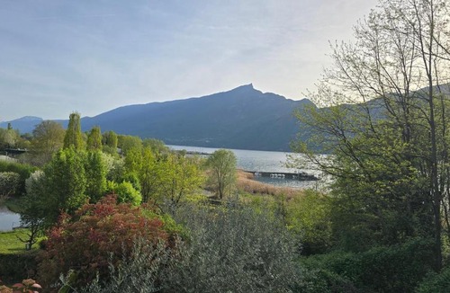 Aix-les-Bains Apartment | Rez-de-chaussée de notre villa vue sur lac