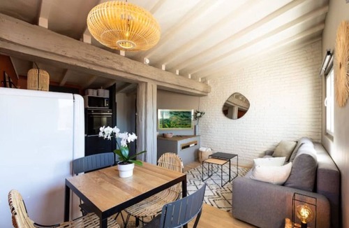 Couronne Urbaine Apartment | Rooftop Mirabeau Private Roof Terrace A/C 2 Bedrooms