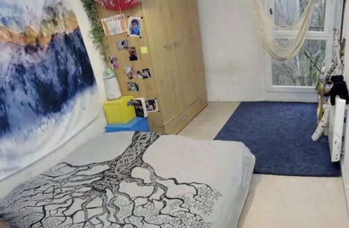 Glaciere - Montmein Apartment | Room in a Stunning Apartment in the City and the Countryside