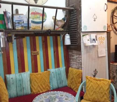 Rossillon Bed & Breakfast | Room - Les loups bleus